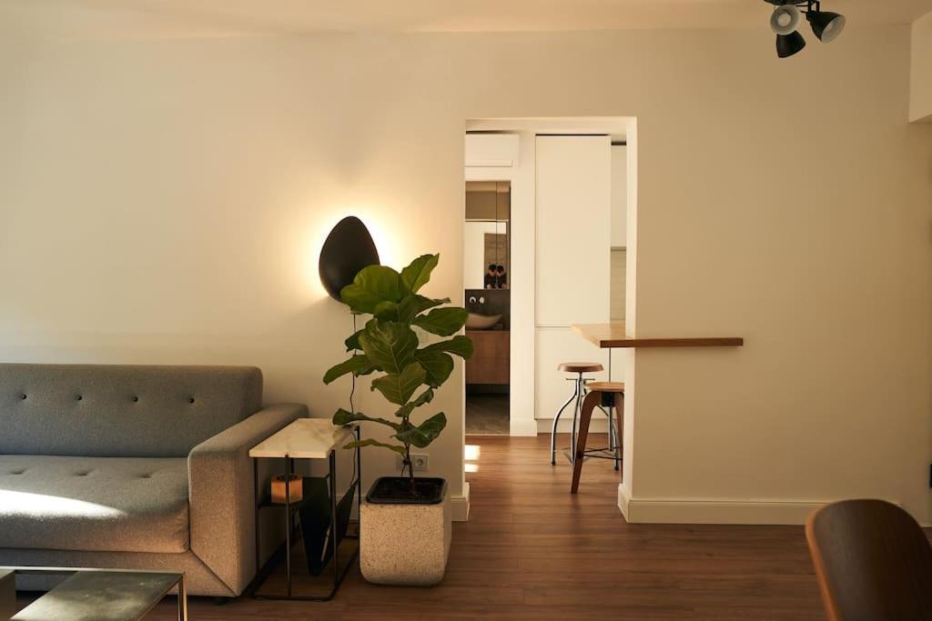 Ultracentral Two Rooms Apartment In Bucureşti Exterior foto